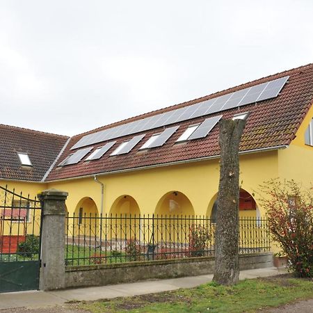 Apostag Casa Napsugar Panzio B&B 외부 사진
