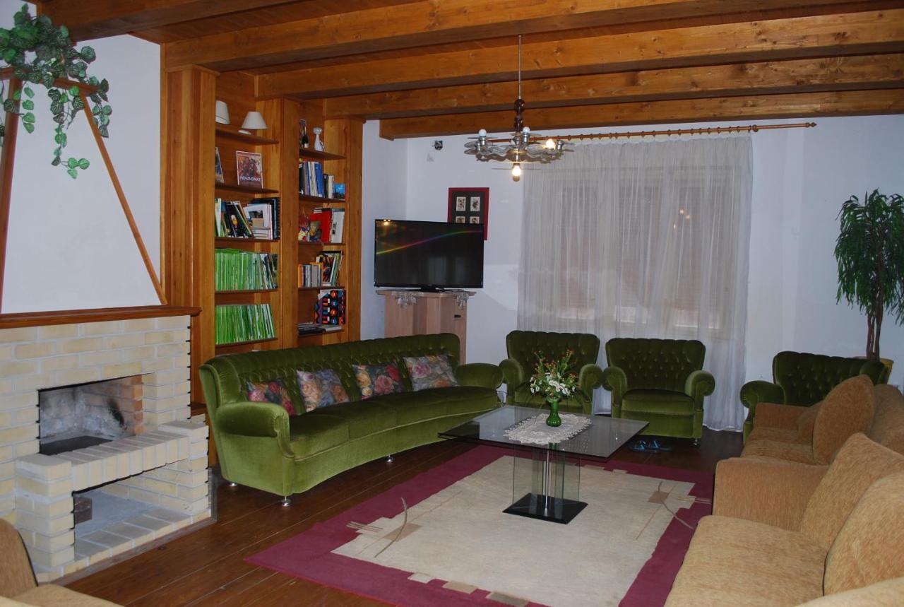 Apostag Casa Napsugar Panzio B&B 외부 사진