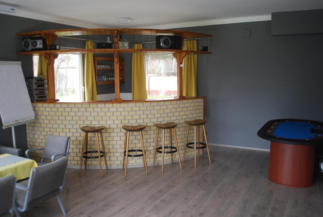 Apostag Casa Napsugar Panzio B&B 외부 사진