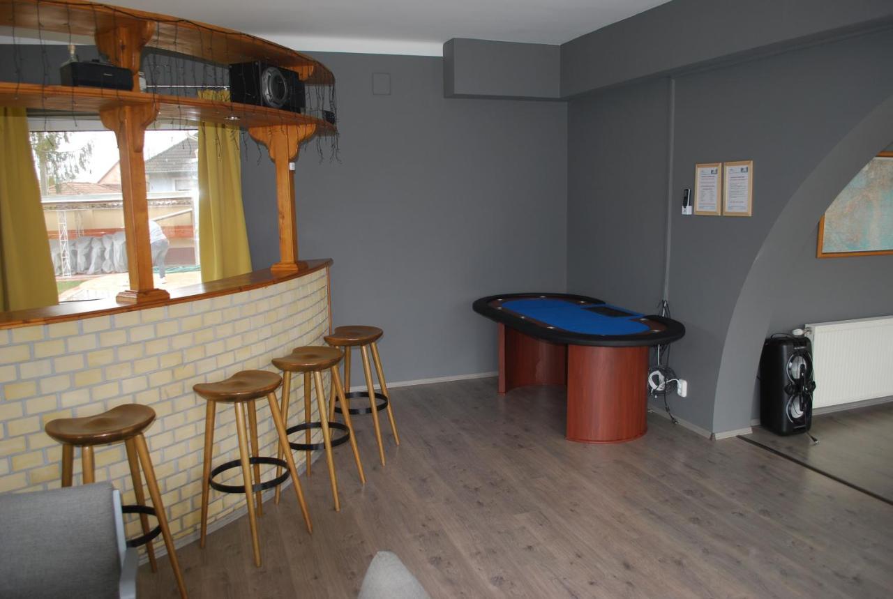 Apostag Casa Napsugar Panzio B&B 외부 사진