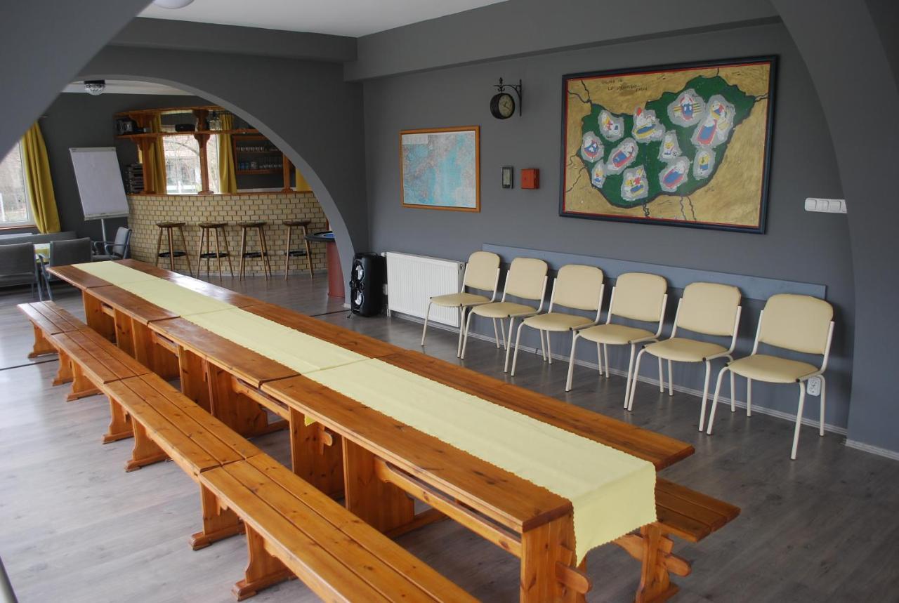 Apostag Casa Napsugar Panzio B&B 외부 사진