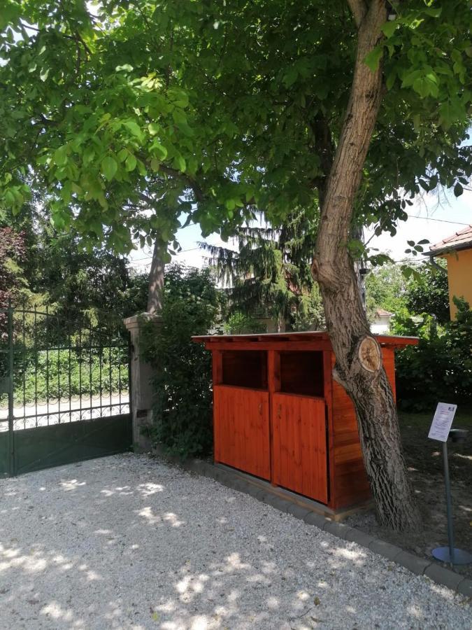 Apostag Casa Napsugar Panzio B&B 외부 사진