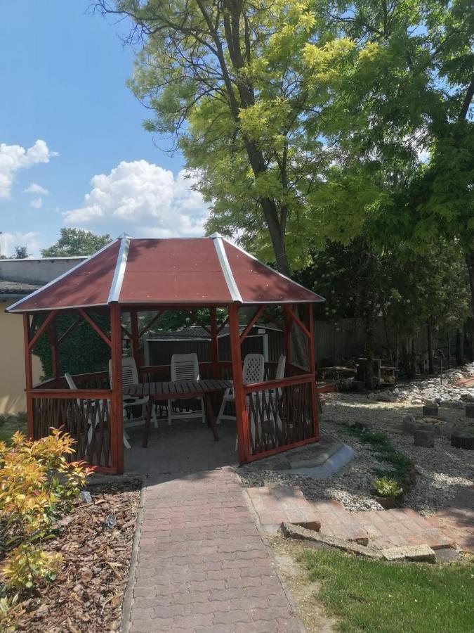Apostag Casa Napsugar Panzio B&B 외부 사진