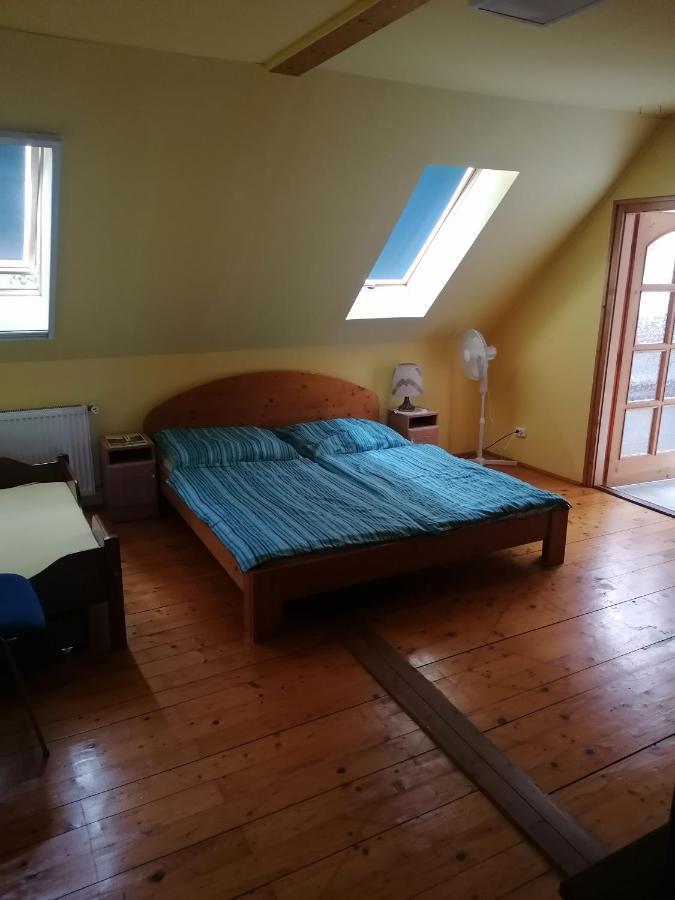 Apostag Casa Napsugar Panzio B&B 외부 사진